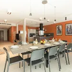 Waters-edge Complex Apartamento *