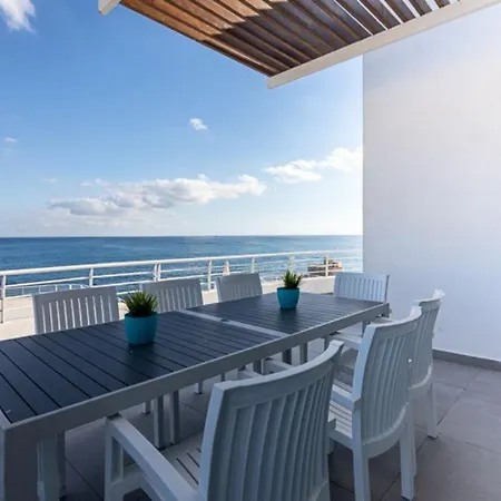 Waters-edge Complex *