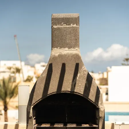 Waters-edge Complex * Марсаскала