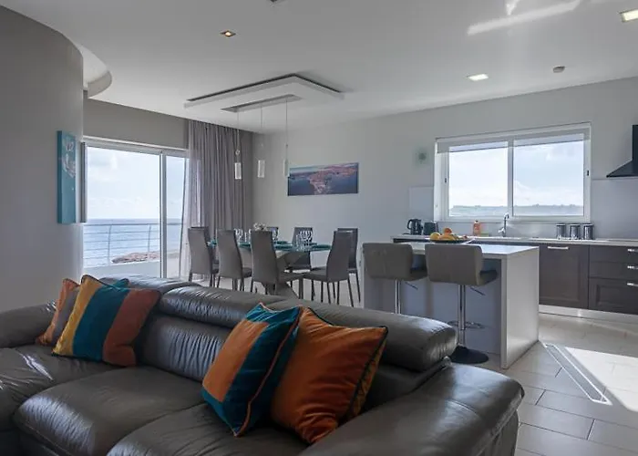 Waters-edge Complex Marsaskala