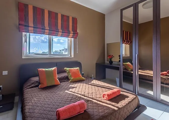 Waters-edge Complex *