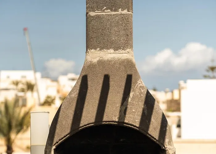 Waters-edge Complex * Marsaskala