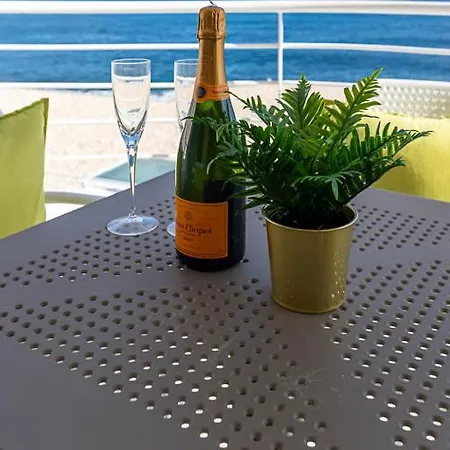 Waters-edge Complex Apartament