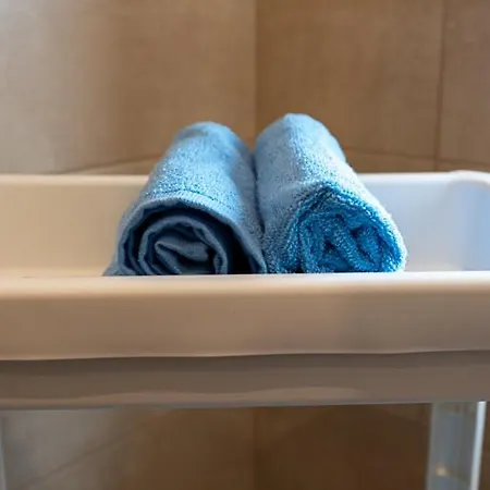 Daire Waters-edge Complex *