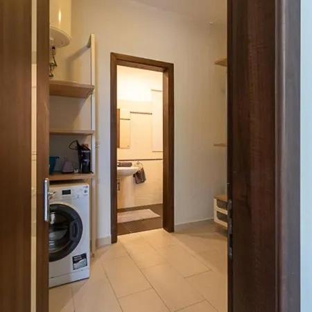 Waters-edge Complex * Marsaskala