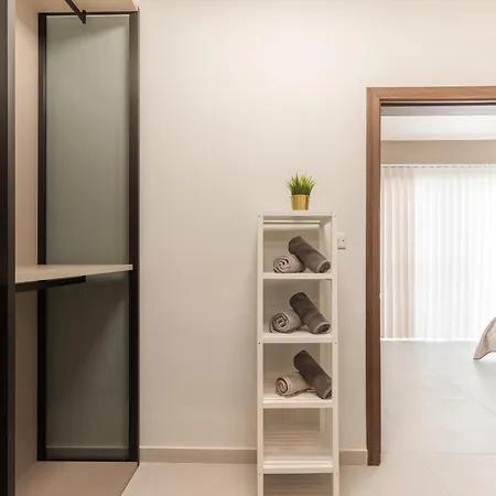 Waters-edge Complex Marsaskala