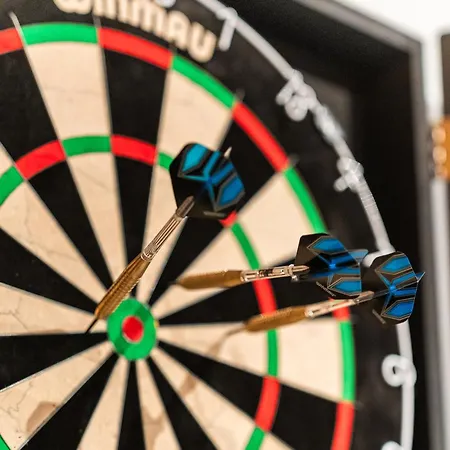 Waters-edge Complex Daire