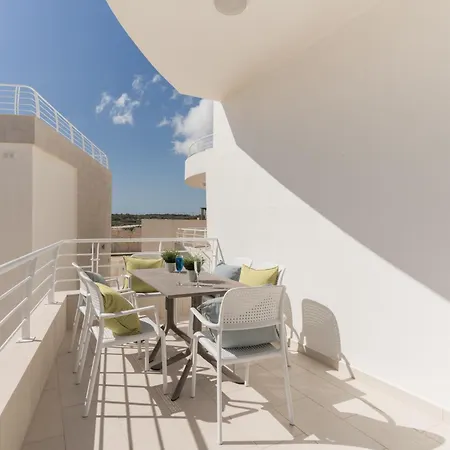 Waters-edge Complex * Marsaskala