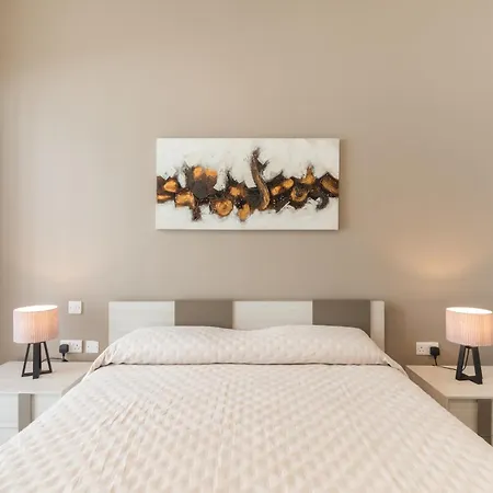 Waters-edge Complex Marsaskala