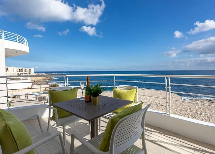 Waters-edge Complex * Marsaskala