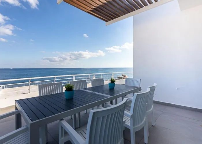 Waters-edge Complex *